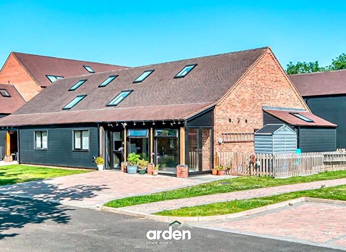 2 Bedroom Semi-Detached Bungalow For Sale In Droitwich Road, Bradley Green, B96