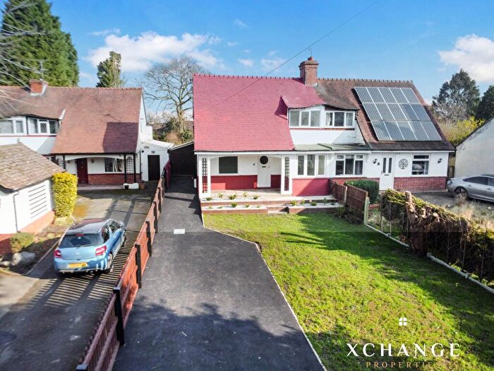 4 Bedroom Semi Detached House For Sale In Lutterworth Road, Nuneaton, CV11