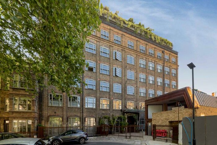 3 Bedroom Flat To Rent In Belmont Street, Camden, NW1