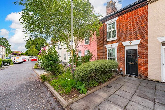 2 Bedroom Terraced House For Sale In Leonards Street, Norwich, NR3