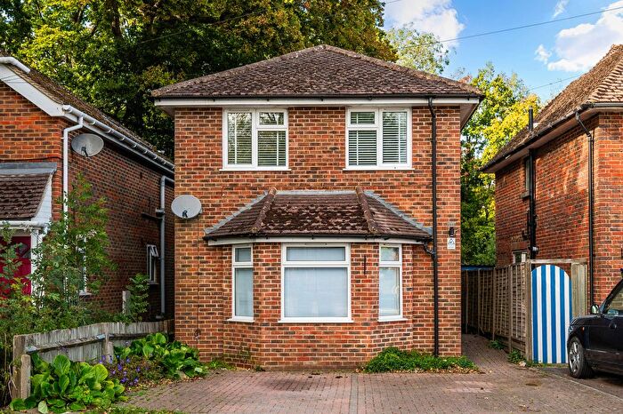 3 Bedroom Detached House To Rent In Holtye Avenue, East Grinstead, RH19