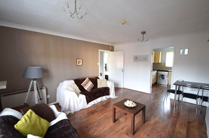 1 Bedroom Flat To Rent In Rowes Mews, Newcastle Upon Tyne, NE6