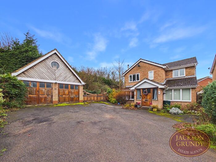 4 Bedroom Detached House For Sale In Wilford Avenue, Wakes Meadow, NN3