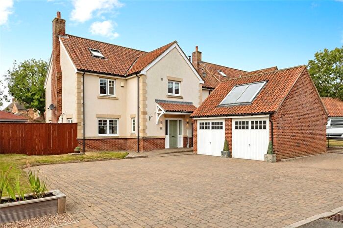 5 Bedroom Detached House For Sale In Willow Bridge Close, Carlton, Stockton-On-Tees, Durham, TS21