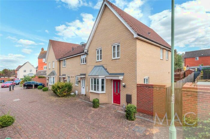 3 Bedroom End Of Terrace House To Rent In Turnstone Drive, Bury St. Edmunds, Suffolk, IP32