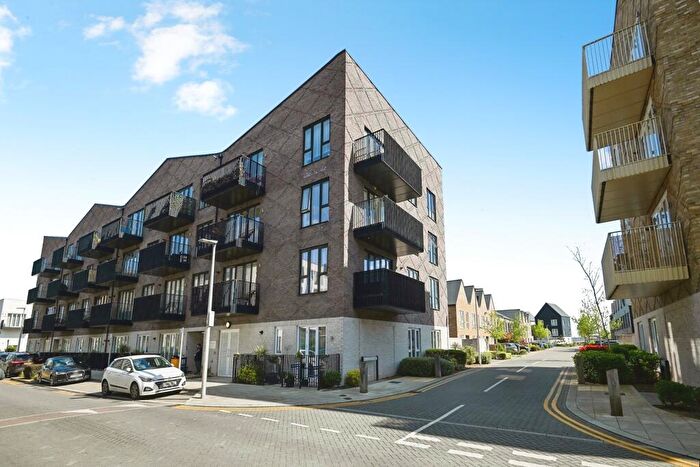 2 Bedroom Flat For Sale In Corys Road, Rochester, Kent, ME1