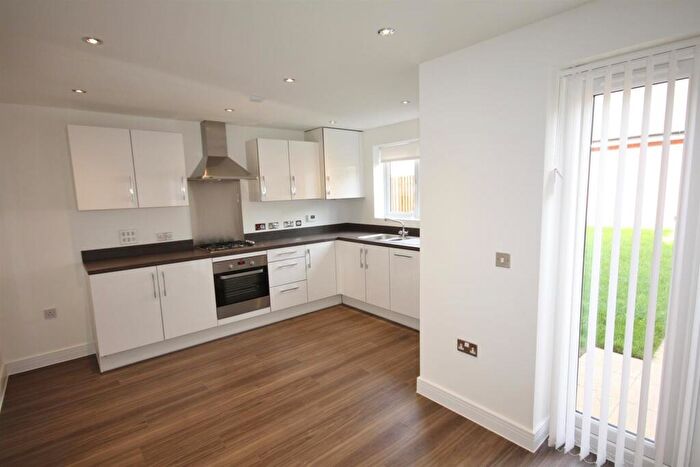 3 Bedroom Semi-Detached House For Sale In Tinning Way, Eastleigh, SO50