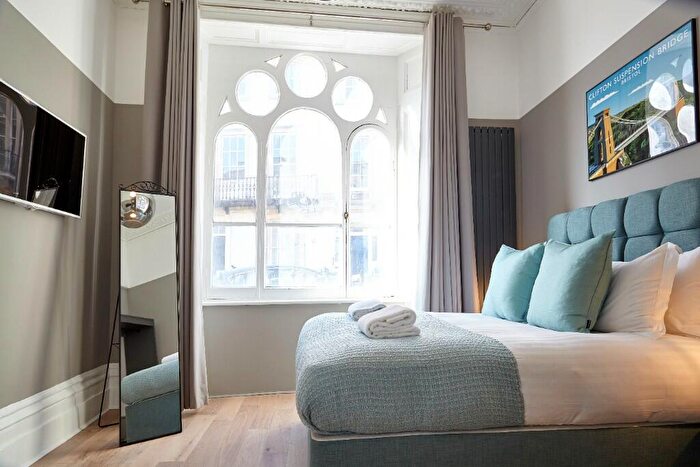 2 Bedroom Apartment To Rent In Dover Place, Bristol, BS8