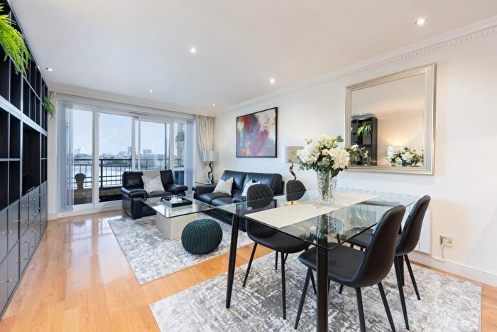 1 Bedroom Flat To Rent In Wapping High Street London, E1W