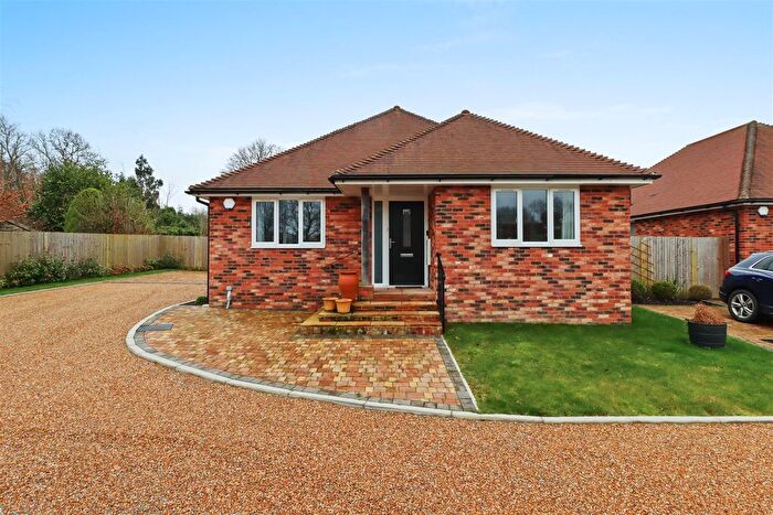 3 Bedroom Detached Bungalow For Sale In Gurney Close, Broad Oak, TN31