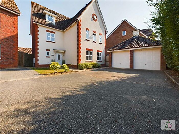 5 Bedroom Detached House To Rent In Century Drive, Kesgrave, Ipswich, IP5