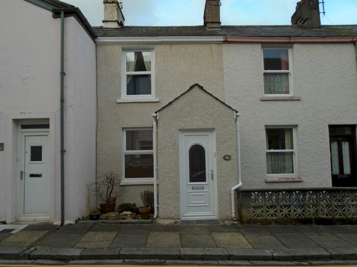 2 Bedroom Cottage For Sale In Sun Street, Ulverston, LA12