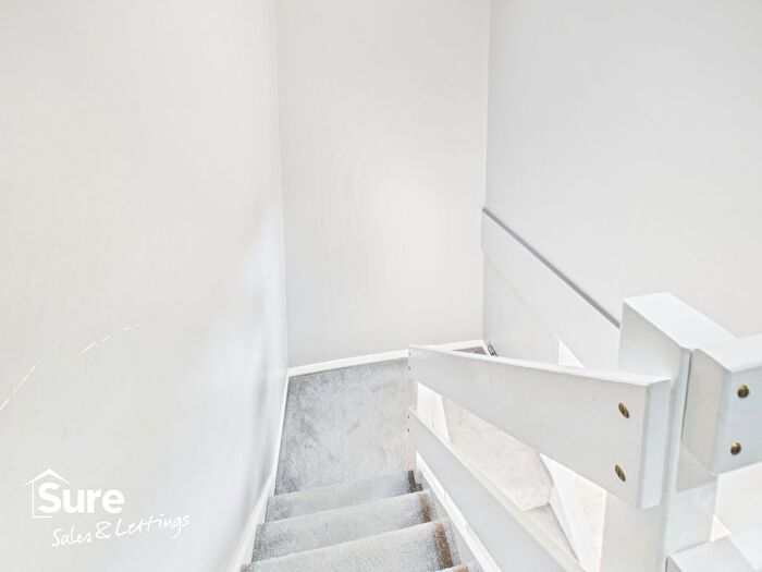 3 Bedroom Town House To Rent In Dunlin Road, Hemel Hempstead, Hertfordshire, HP2