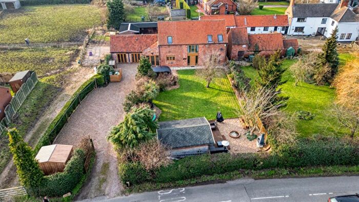 4 Bedroom Barn Conversion For Sale In Colley Lane, Weston, Newark, NG23