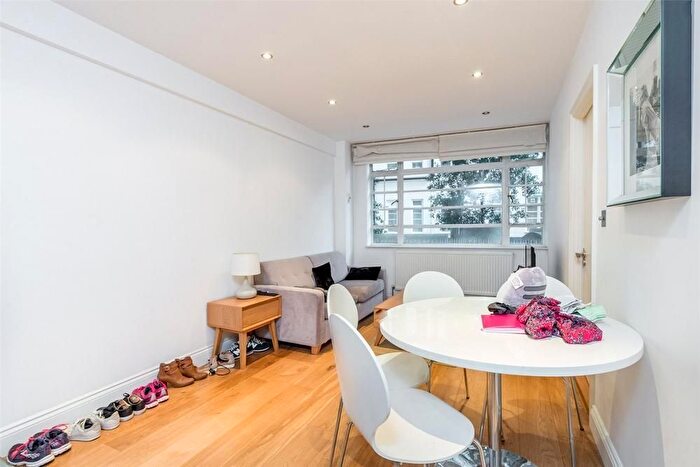 1 Bedroom Flat To Rent In Nell Gwynn House, Sloane Avenue, Chelsea, SW3
