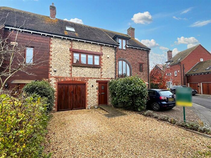 3 Bedroom House For Sale In Roman Way, Shillingstone, DT11
