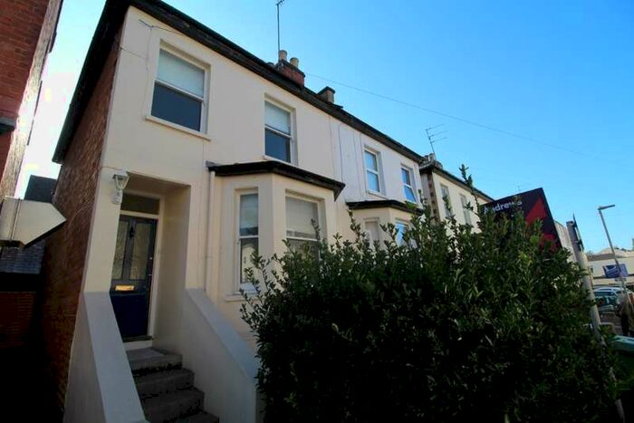 4 Bedroom House For Sale In Grosvenor Street Cheltenham, GL52