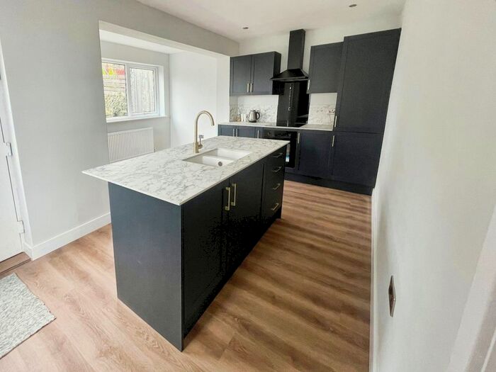 3 Bedroom Semi-Detached House To Rent In Bradgate Close, Rotherham, South Yorkshire, S61