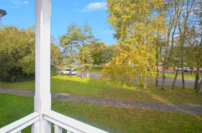 1 Bedroom Apartment For Sale In Whinchat, Aylesbury, Buckinghamshire, HP19
