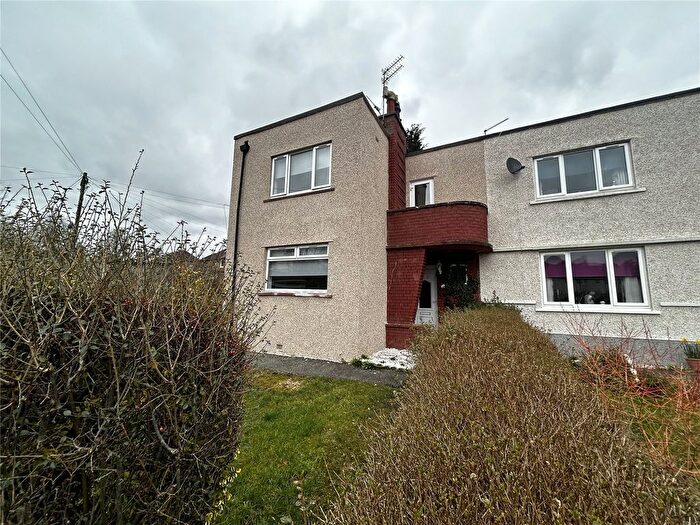 2 Bedroom Semi-Detached House For Sale In Winston Crescent, Lennoxtown, G66