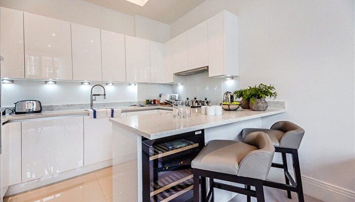1 Bedroom Flat To Rent In Rainville Road, London, W6