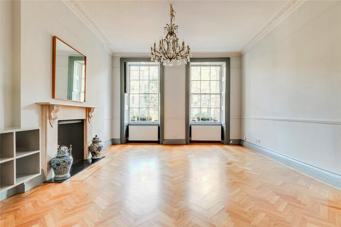 1 Bedroom Flat To Rent In Montagu Square, Marylebone, London, W1H