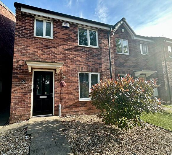 3 Bedroom Semi Detached House For Sale In Furnace Hill Road, Clay Cross, S45