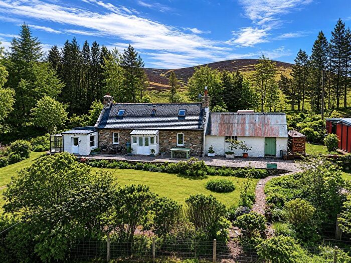 3 Bedroom Detached House For Sale In Carnside, Gallowhill, Glenlivet, AB37
