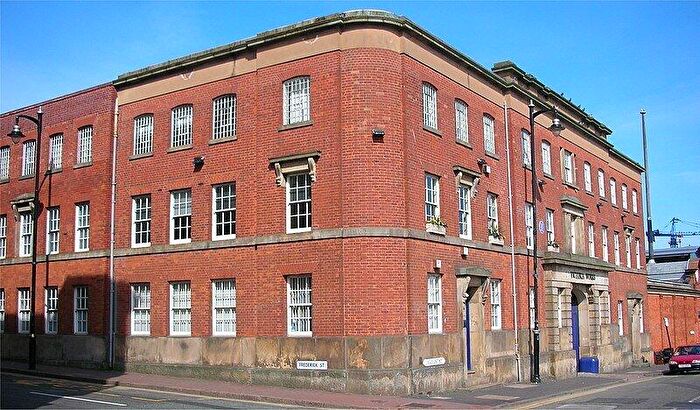 2 Bedroom Apartment For Sale In Victoria Works, Graham Street, Birmingham, B1