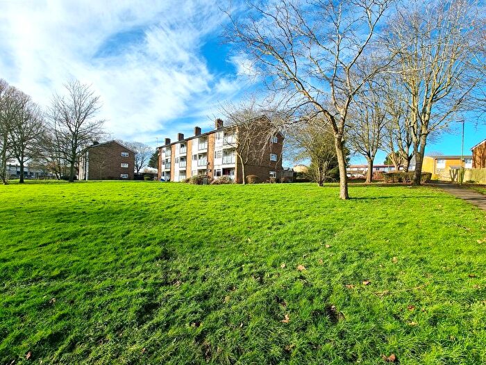 2 Bedroom Flat For Sale In Hillside House, Stevenage, SG1