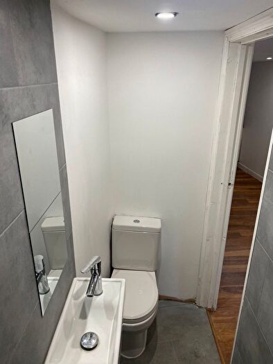 1 Bedroom Studio To Rent In Norbury Ave, Norbury, London, SW16