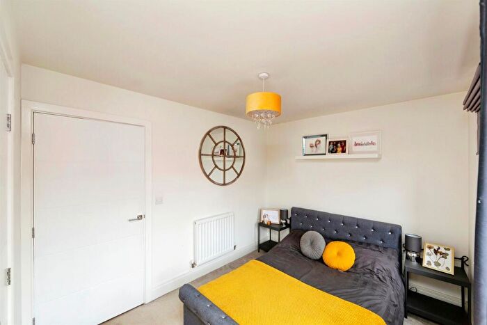 2 Bedroom Semi-Detached House For Sale In Staith Lane, Mapplewell, Barnsley, S75