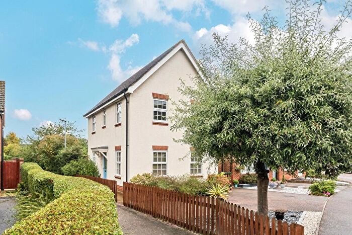 3 Bedroom Semi Detached House For Sale In Coneygate, Meppershall, Shefford, SG17