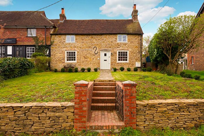 3 Bedroom Cottage For Sale In Friday Street, Warnham, RH12