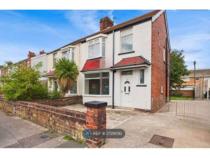 3 Bedroom Semi Detached House To Rent In Shetland Road, Blackpool, FY1