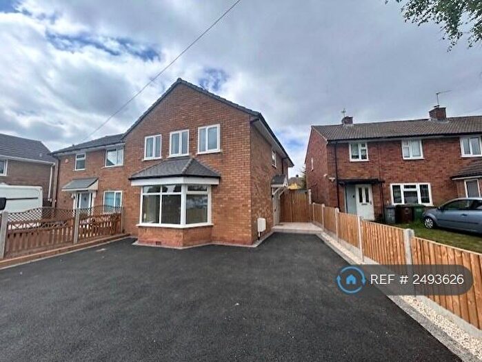 4 Bedroom Semi-Detached House To Rent In Arlescote Road, Solihull, B92