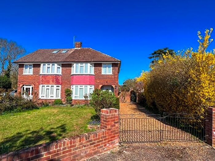 3 Bedroom Semi-Detached House To Rent In Aragon Avenue, Thames Ditton, KT7