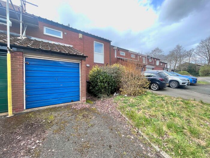 3 Bedroom Semi-Detached House To Rent In Draycott, Hollinswood, Telford, TF3