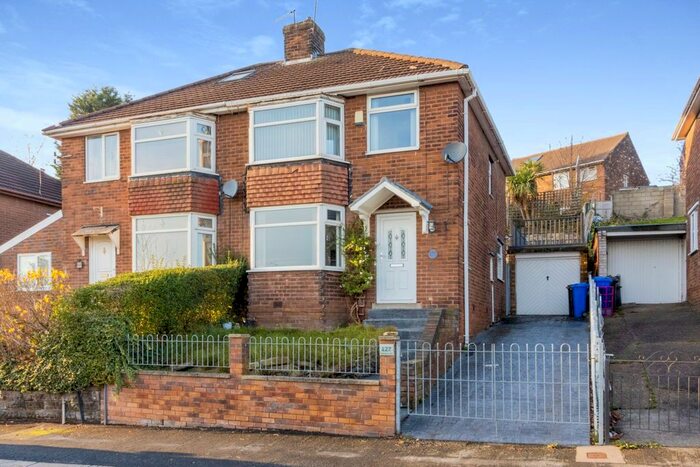 3 Bedroom Semi-Detached House To Rent In Wincobank Lane, Sheffield, South Yorkshire, S4