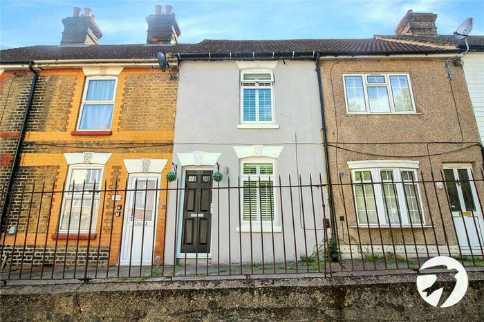 2 Bedroom Terraced House To Rent In Upper Luton Road, Chatham, Kent, ME5