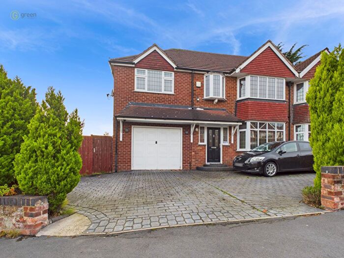 4 Bedroom Semi Detached House For Sale In Jayshaw Avenue, Great Barr, Birmingham, B43