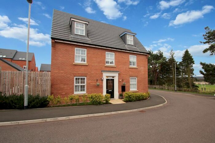 5 Bedroom Detached House For Sale In Van Dyck Close, Barnard Castle DL12