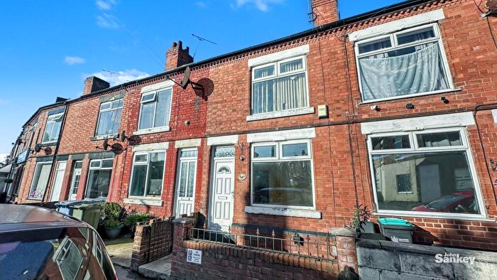 2 Bedroom Terraced House For Sale In Broxtowe Drive, Mansfield, NG18