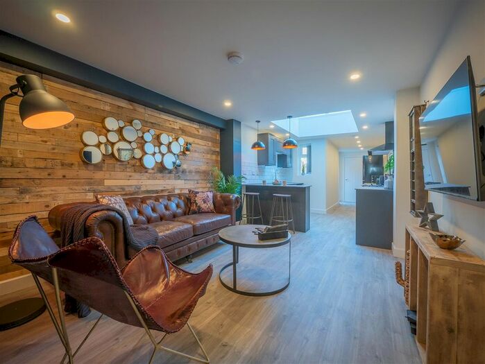 5 Bedroom Terraced House To Rent In Vine Street, Hillfields, Coventry, CV1