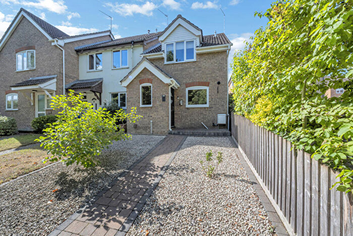 2 Bedroom End Of Terrace House For Sale In Appledown Drive, Bury St. Edmunds, IP32