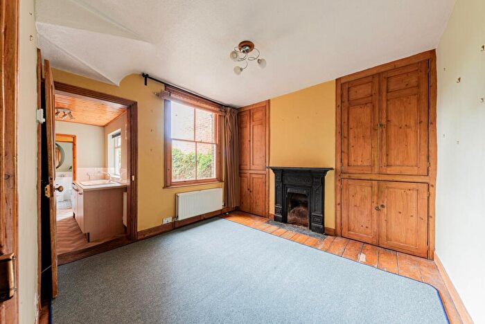 4 Bedroom Terraced House For Sale In St. Marys Road, Faversham, ME13