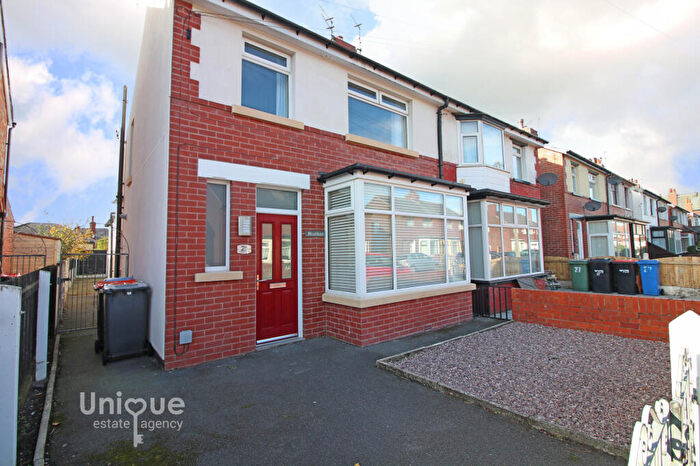 3 Bedroom Semi Detached House For Sale In Agnew Road, Fleetwood, FY7