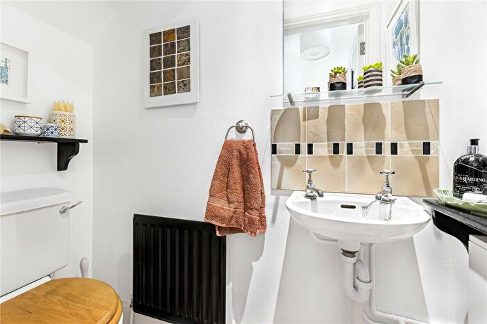3 Bedroom Terraced House For Sale In Mandlebrote Drive, Littlemore, OX4