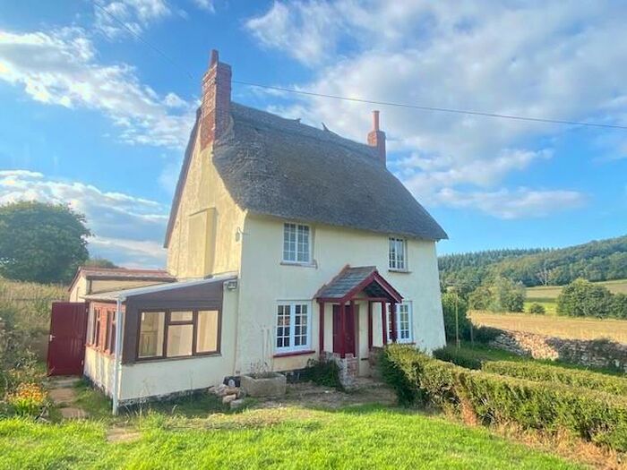 2 Bedroom Detached House To Rent In Kenton, Exeter, EX6