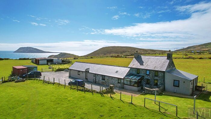 4 Bedroom Detached House For Sale In Gwag Noe, Uwchmynydd, Aberdaron, LL53